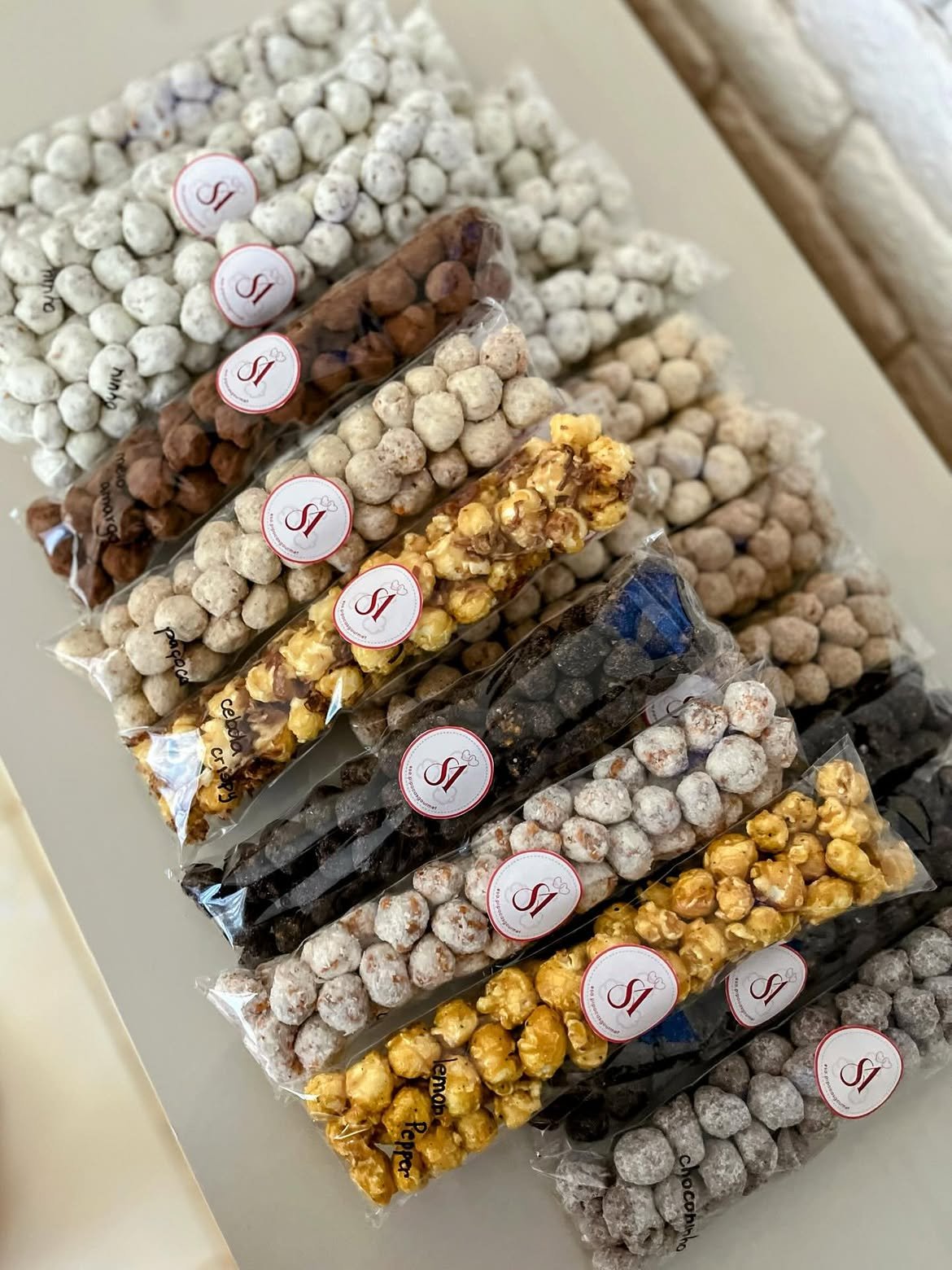 Pipocas saborizadas em barra, sabores variados